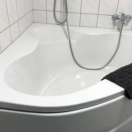 アパート Cozy With Terrace And Wifi オイスキルヒェン