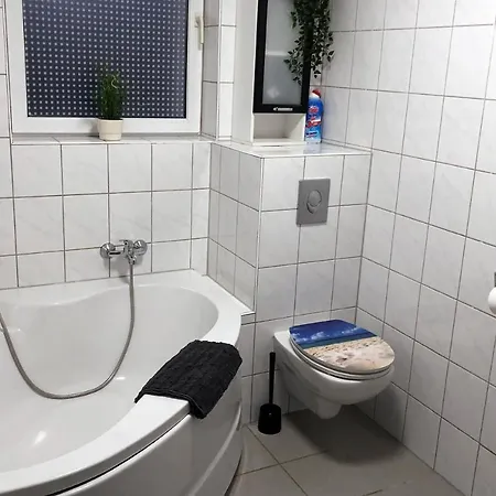 Cozy With Terrace And Wifi * オイスキルヒェン